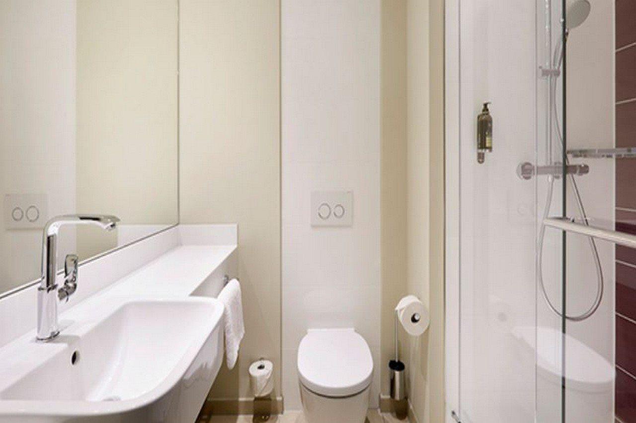 Premier Inn Stuttgart City Europaviertel Bagian luar foto