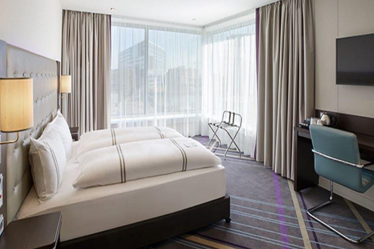 Premier Inn Stuttgart City Europaviertel Bagian luar foto