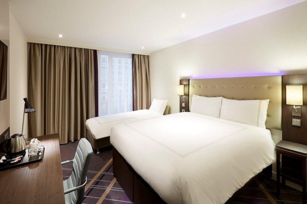 Premier Inn Stuttgart City Europaviertel Bagian luar foto