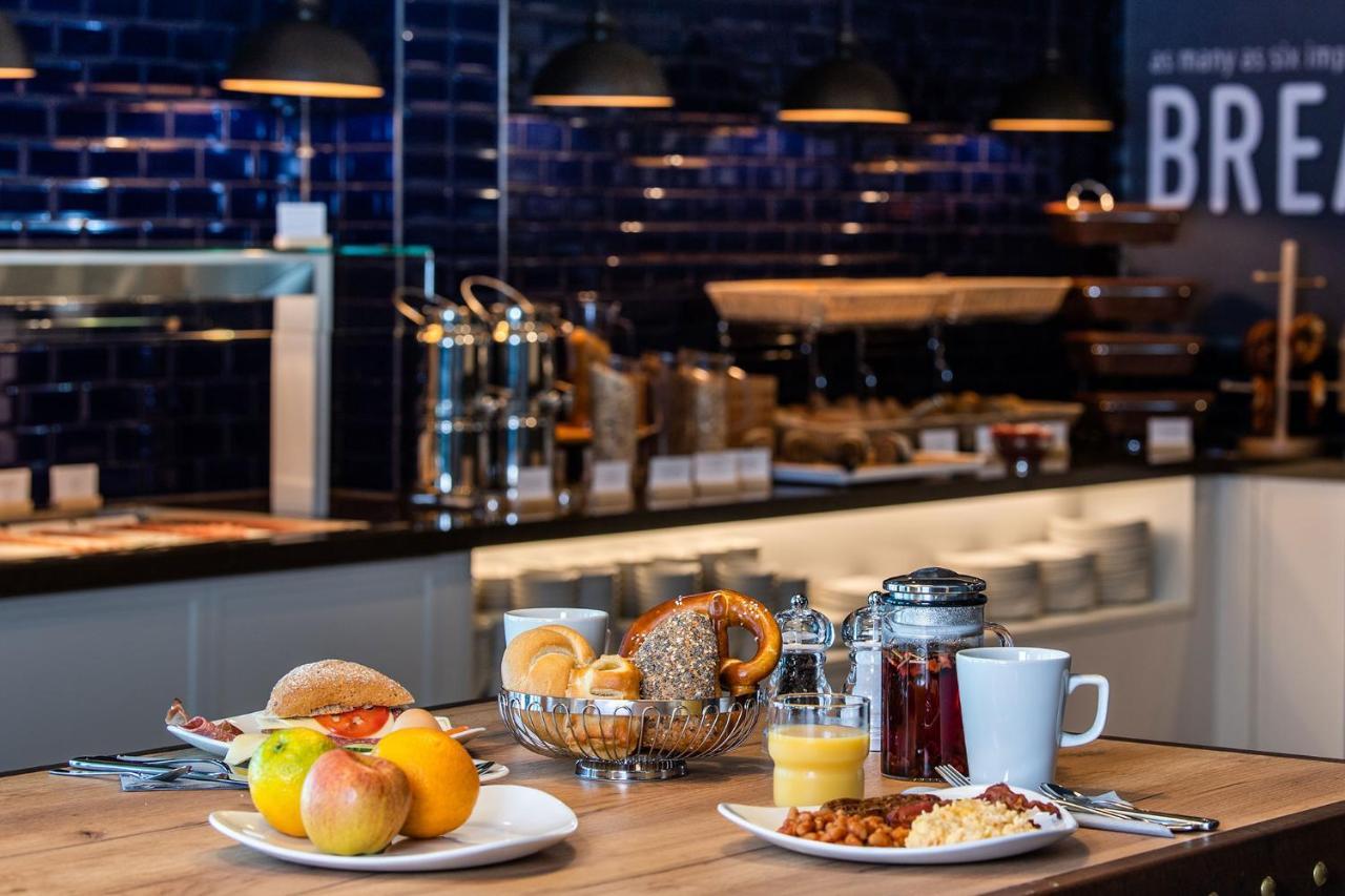 Premier Inn Stuttgart City Europaviertel Bagian luar foto