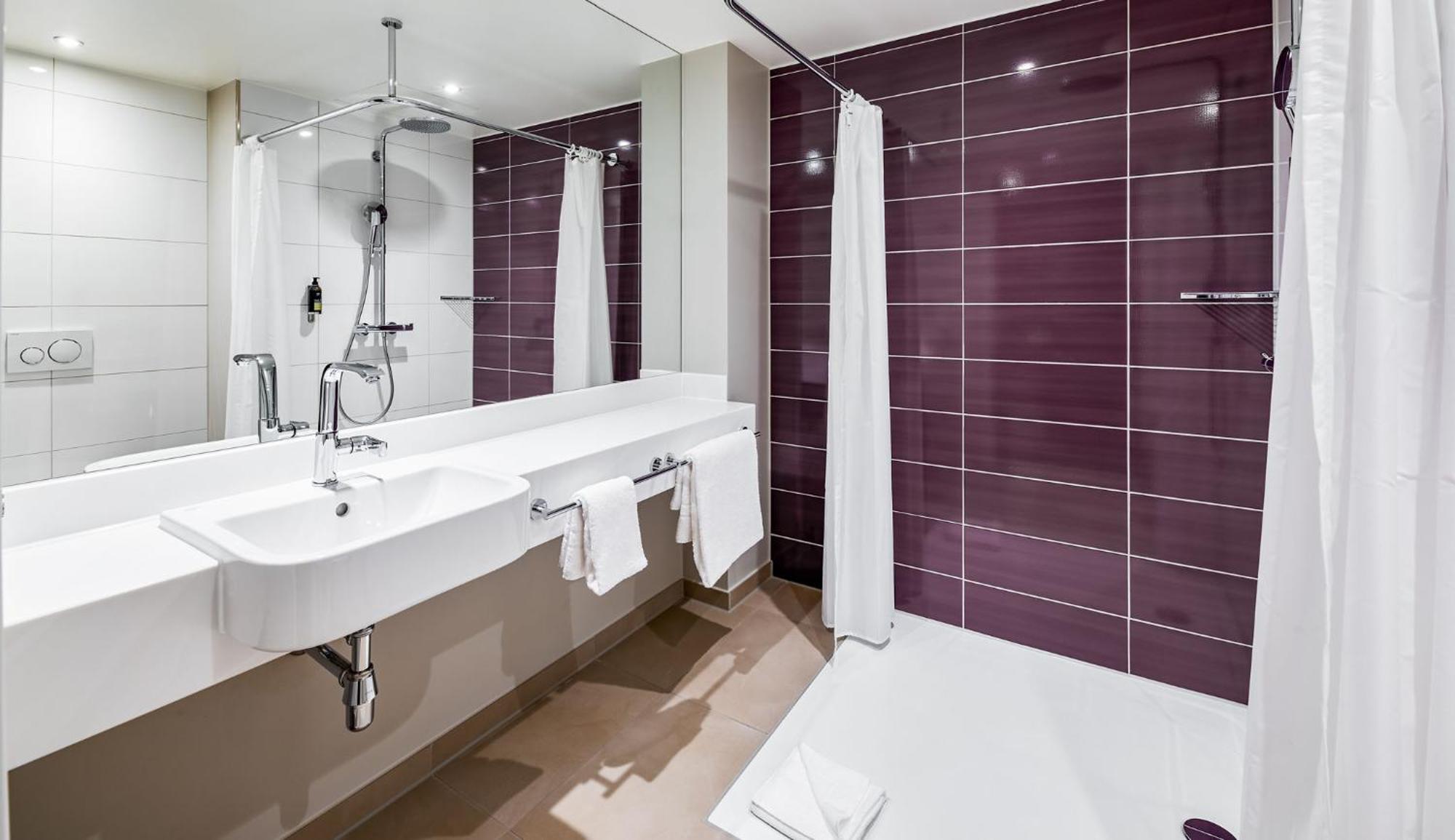 Premier Inn Stuttgart City Europaviertel Bagian luar foto
